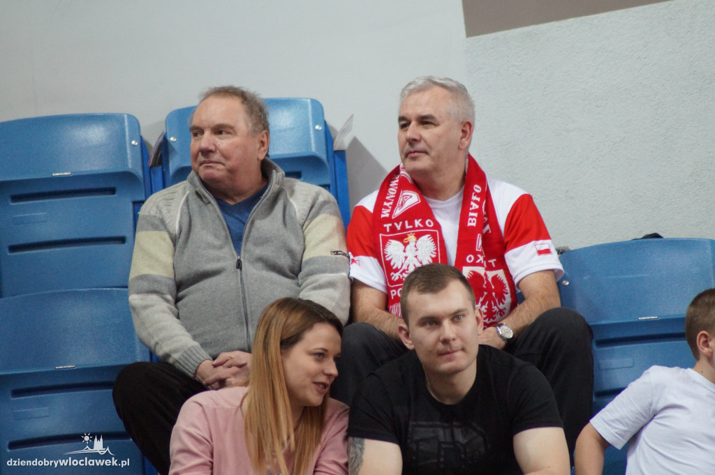 Kibice na meczu Polska-Kosowo w Hali Mistrzów