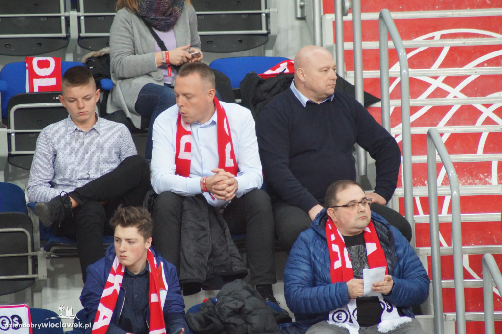 Kibice na meczu Polska-Kosowo w Hali Mistrzów