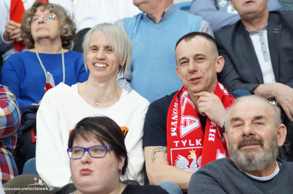 Kibice na meczu Polska-Kosowo w Hali Mistrzów