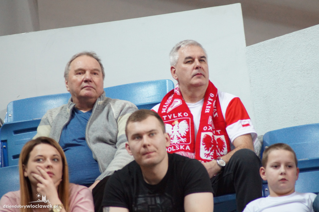 Kibice na meczu Polska-Kosowo w Hali Mistrzów