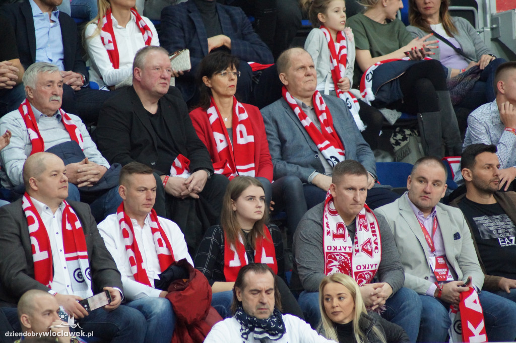 Kibice na meczu Polska-Kosowo w Hali Mistrzów