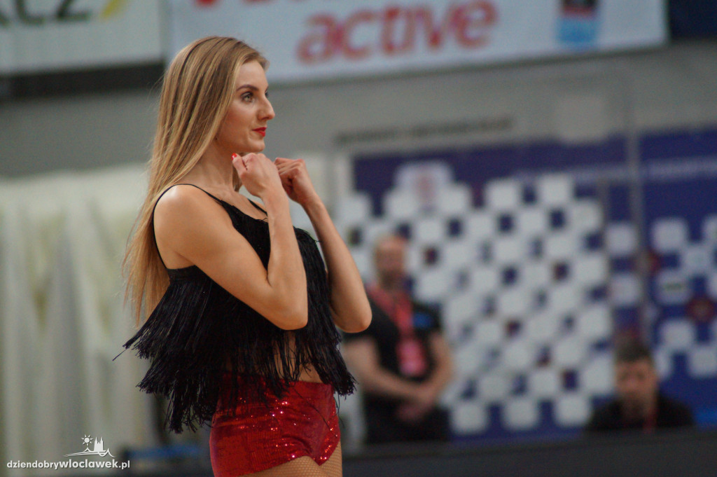 Cheerleaders na meczu Polska-Kosowo