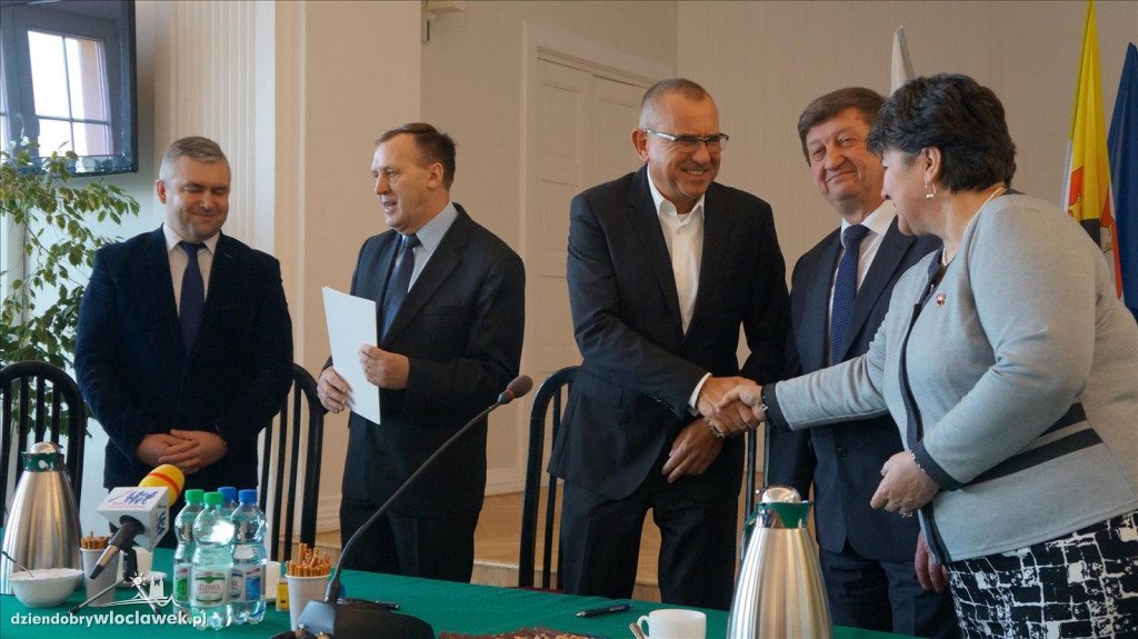 Umowa na nową drogę podpisana