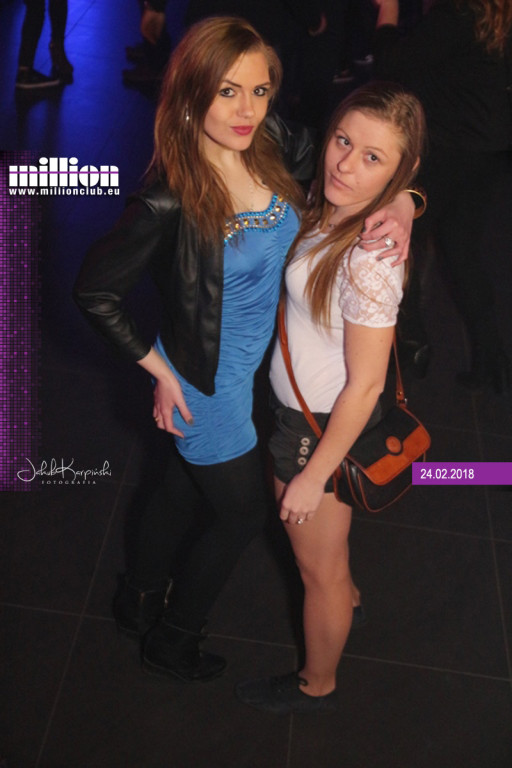 Live on Stage show w klubie Million