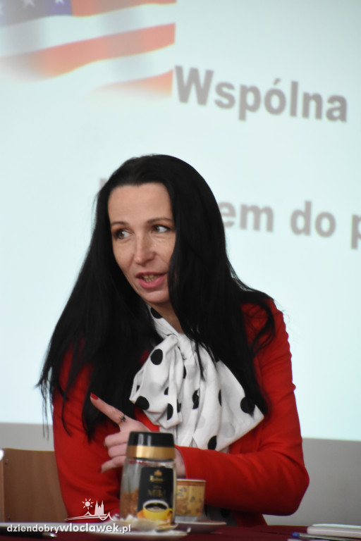Debata o stosunkach z USA w LMK