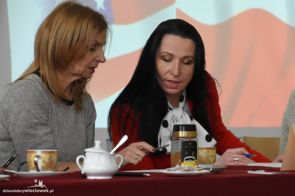 Debata o stosunkach z USA w LMK