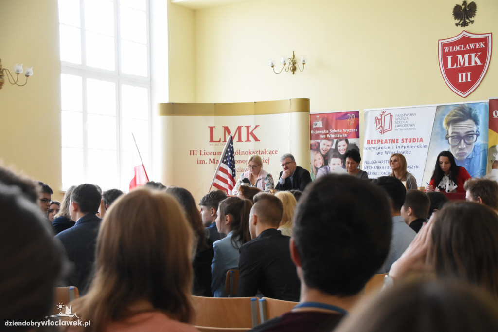 Debata o stosunkach z USA w LMK