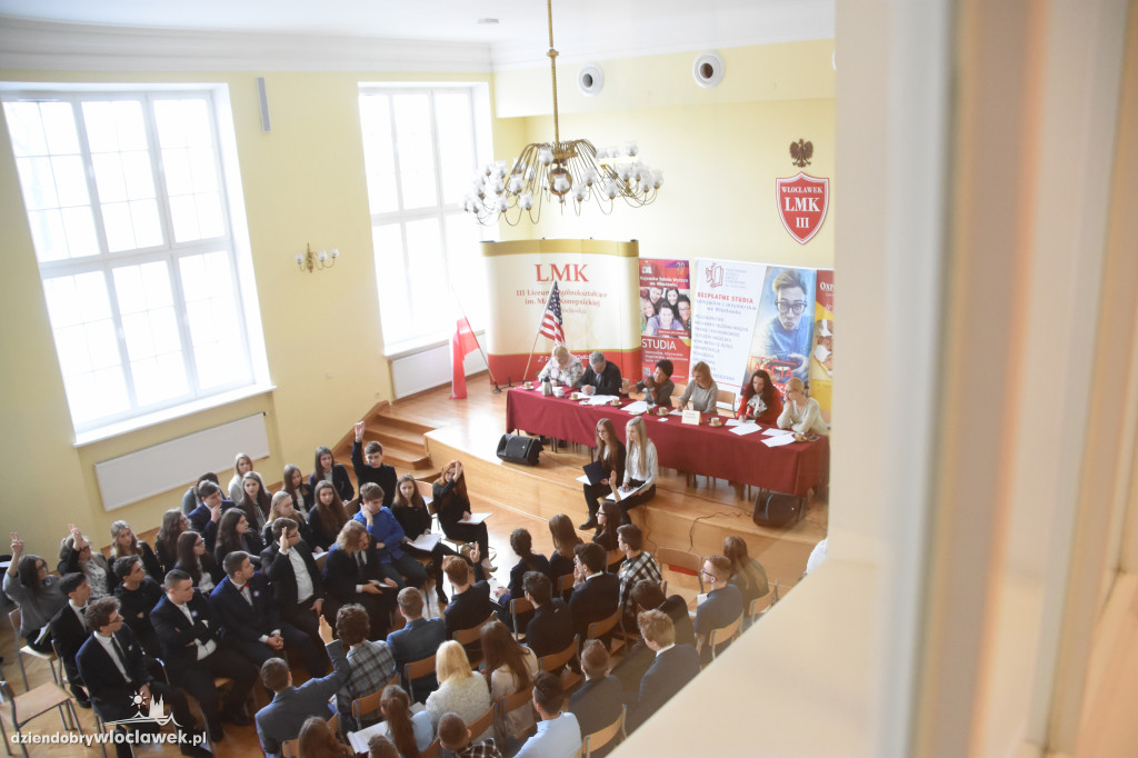 Debata o stosunkach z USA w LMK