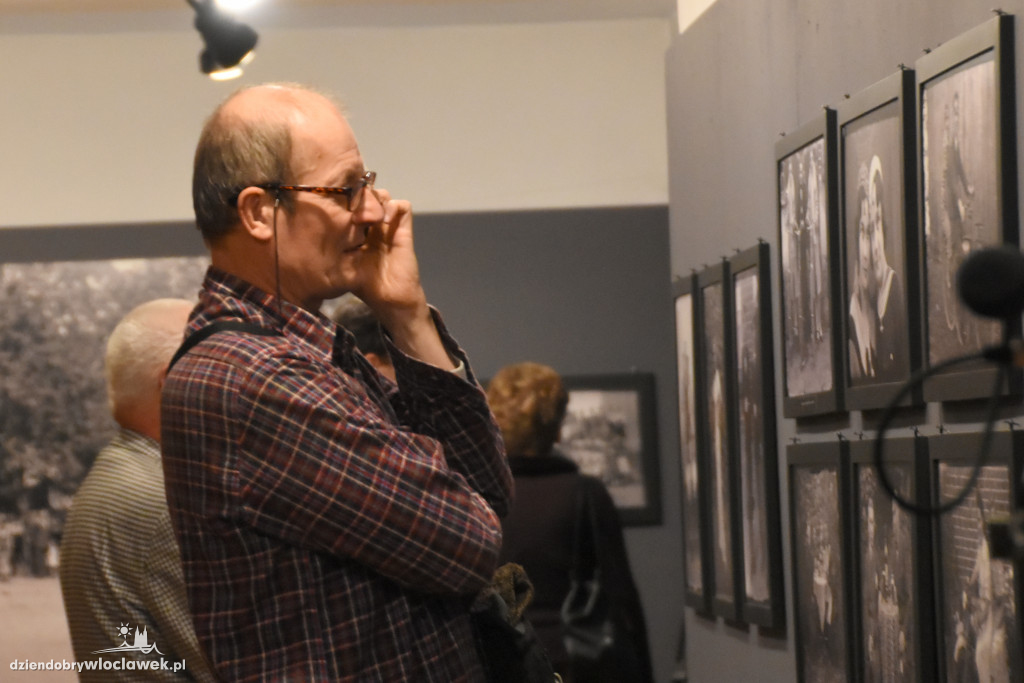 Wystawa `Fotografie od szewca`
