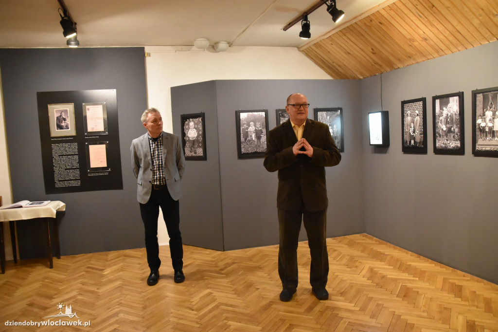 Wystawa `Fotografie od szewca`