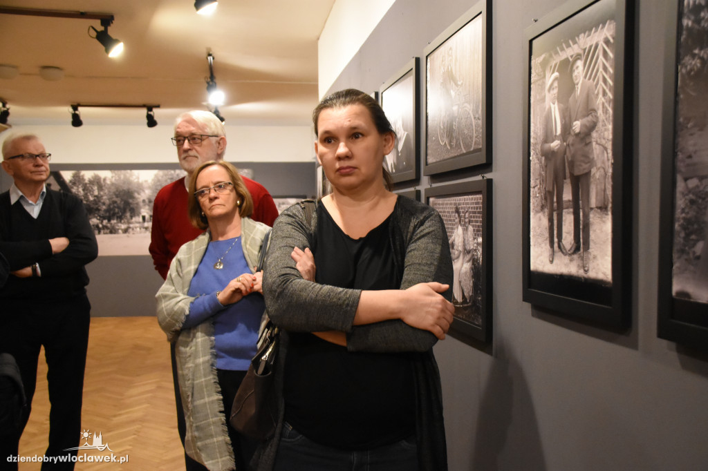 Wystawa `Fotografie od szewca`