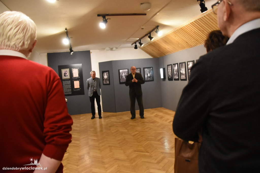 Wystawa `Fotografie od szewca`