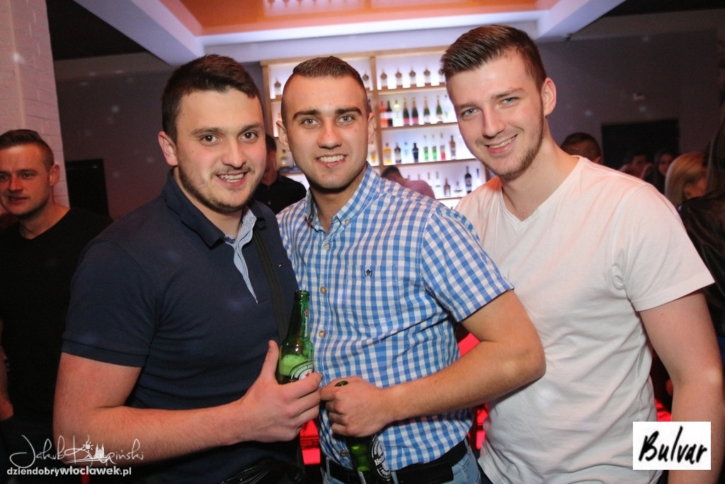 Million: sobotnia noc w sali Bulvar