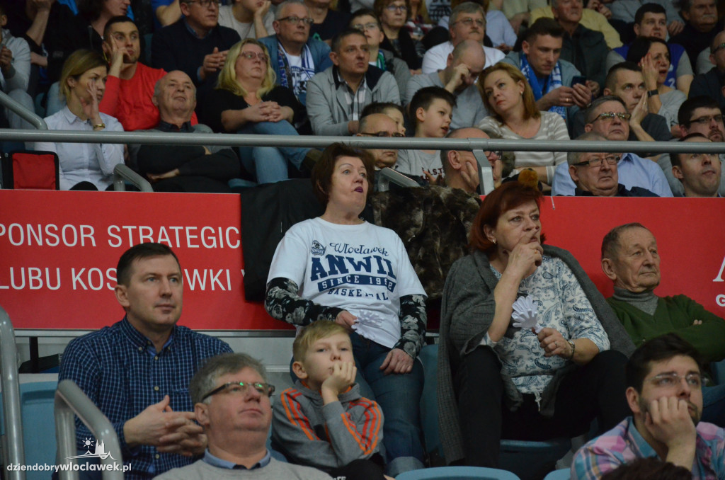 Kibice na meczu EBL: Anwil vs MKS