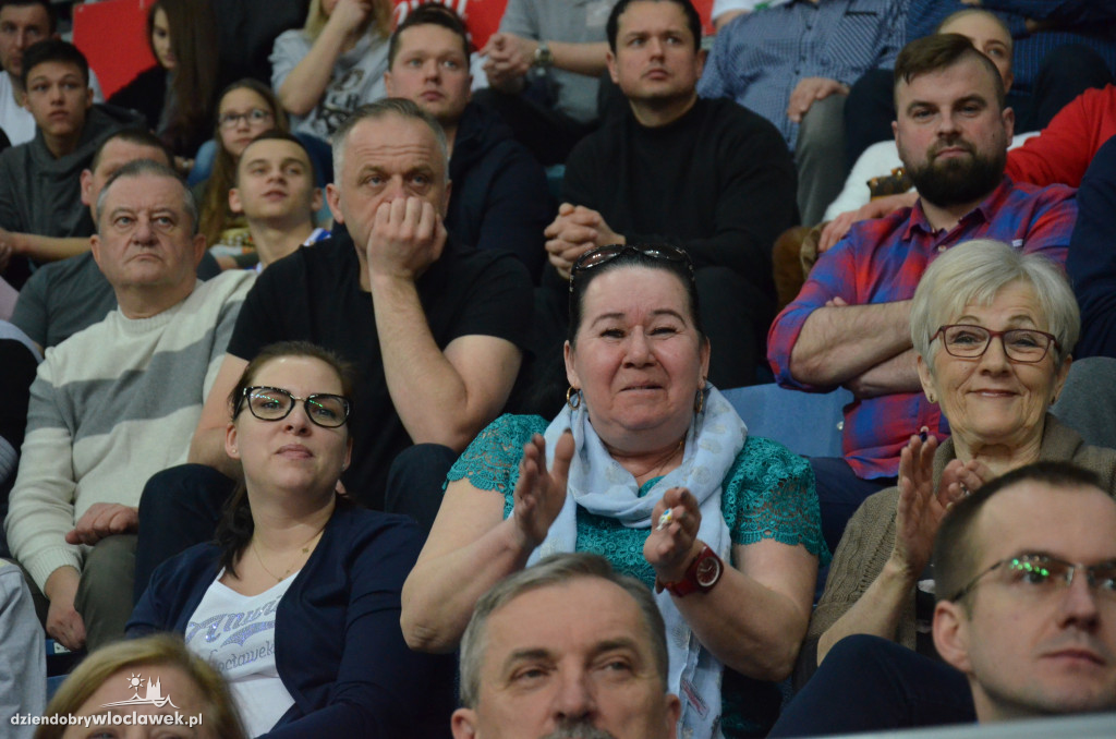 Kibice na meczu EBL: Anwil vs MKS