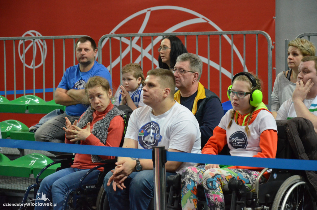 Kibice na meczu EBL: Anwil vs MKS