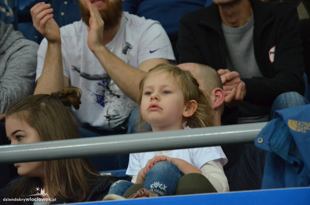 Kibice na meczu EBL: Anwil vs MKS
