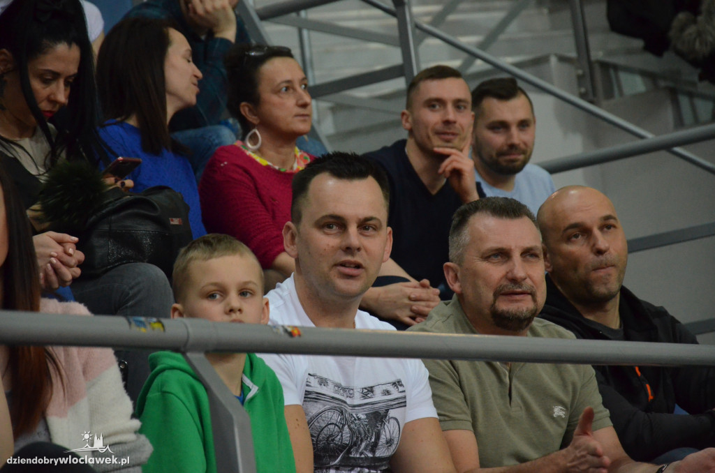 Kibice na meczu EBL: Anwil vs MKS
