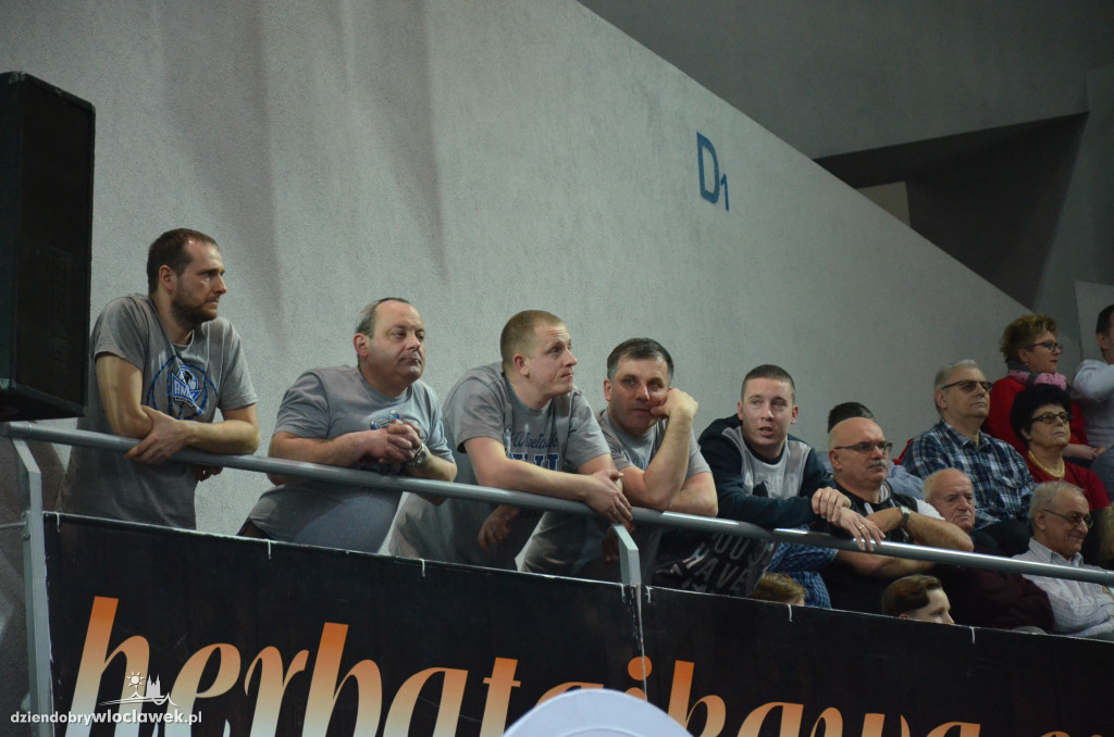 Kibice na meczu EBL: Anwil vs MKS