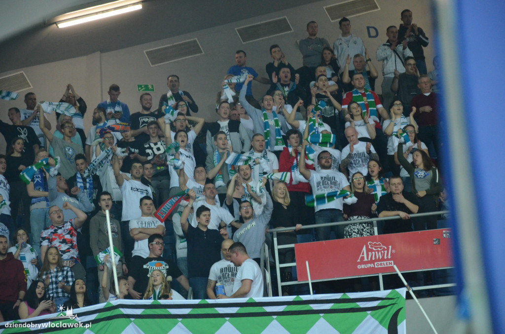 Kibice na meczu EBL: Anwil vs MKS