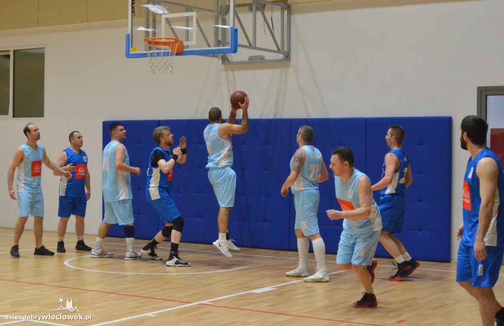 Turniej 'Anwil pod koszem'