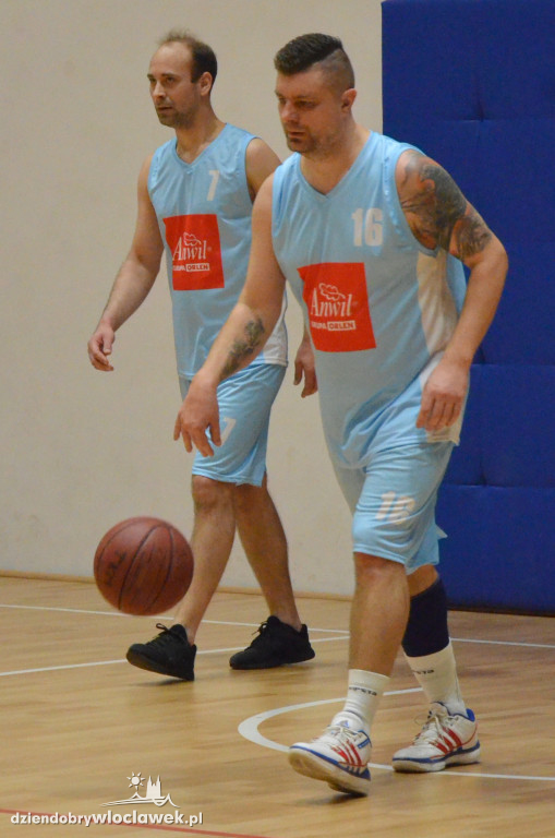 Turniej 'Anwil pod koszem'