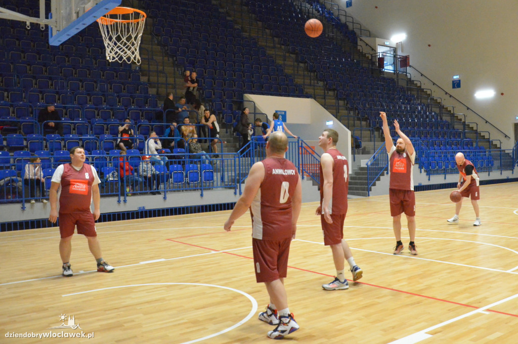 Turniej 'Anwil pod koszem'