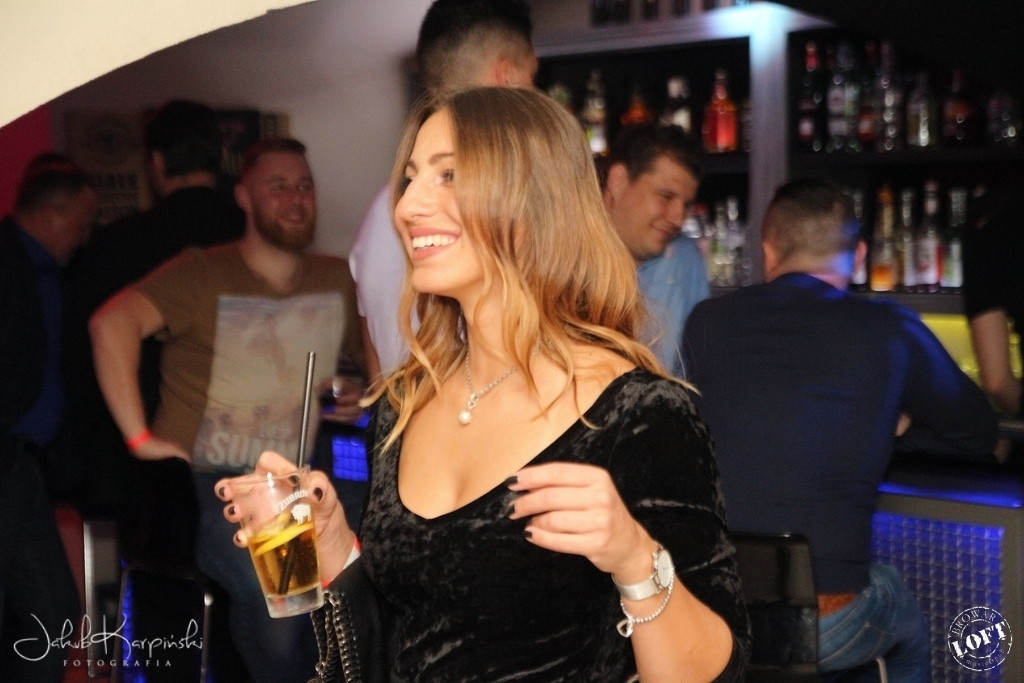 Piątkowa noc w Browar Loft Music & Pub