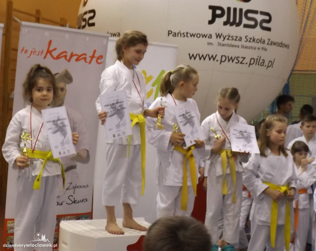 26 medali na VII Turnieju Karate w Pile