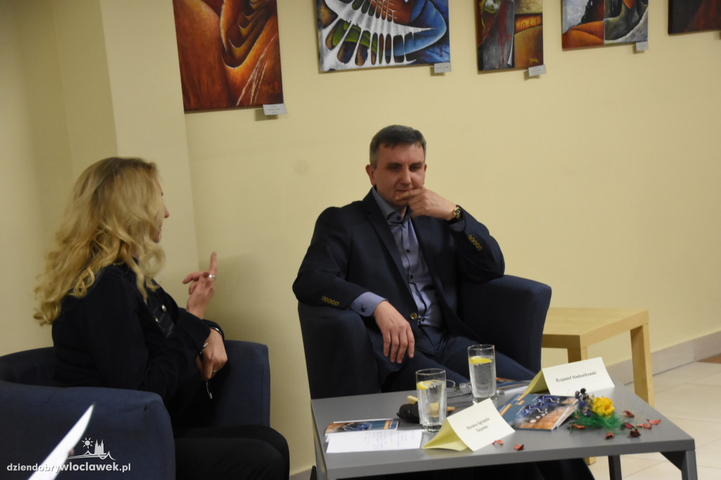 Promocja tomiku `Na osi czasu i życia`