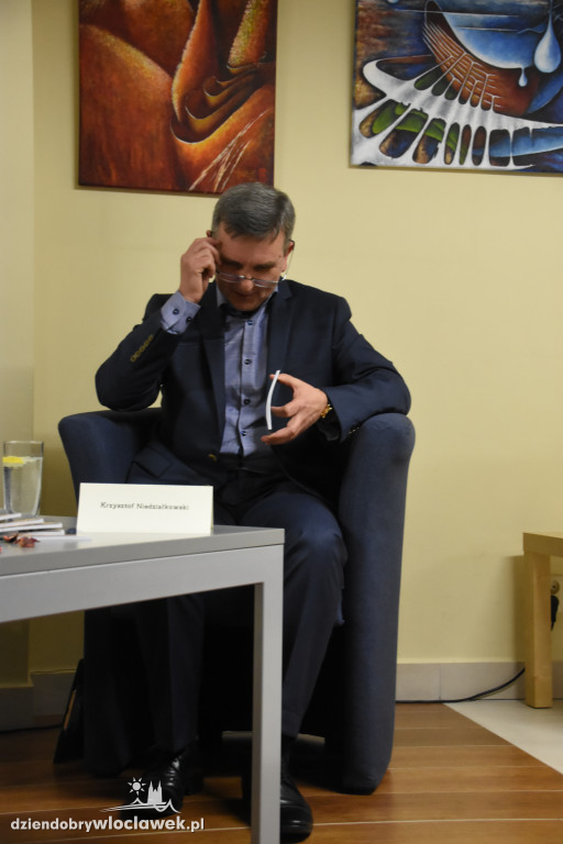 Promocja tomiku `Na osi czasu i życia`