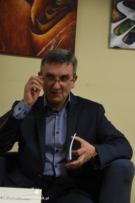 Promocja tomiku `Na osi czasu i życia`