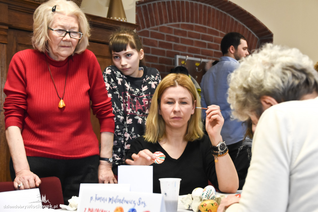 CK Browar B: Z malowanej skrzyni