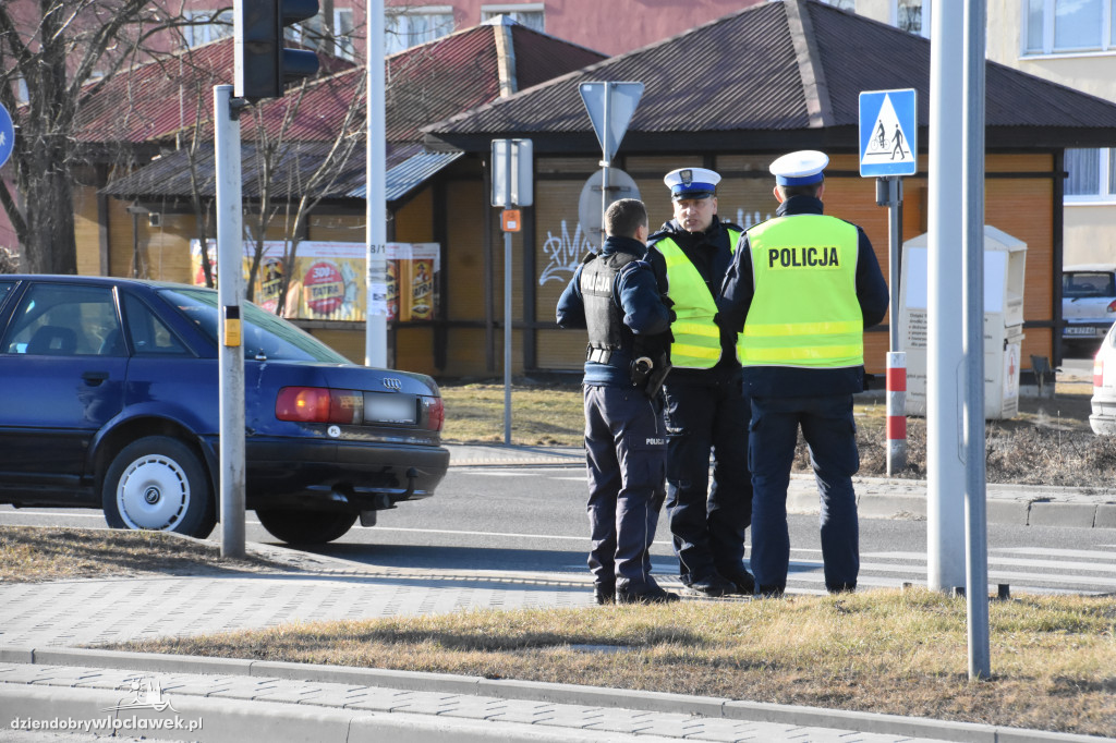 Pieszy potrącony na Zazamczu