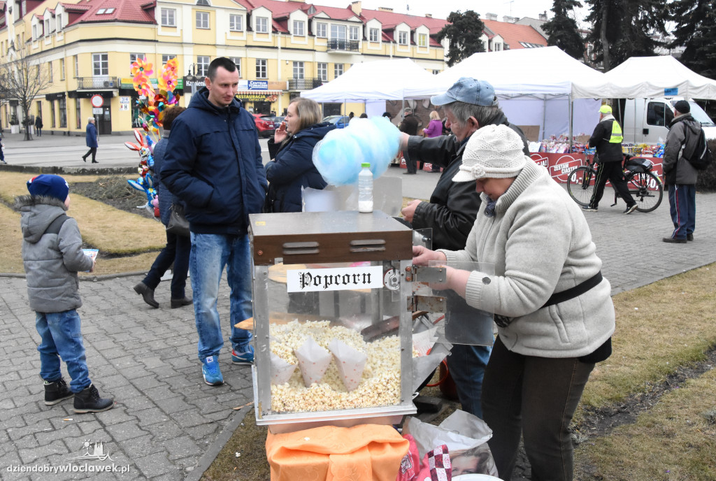 We Włocławku trwa Jarmark Wielkanocny