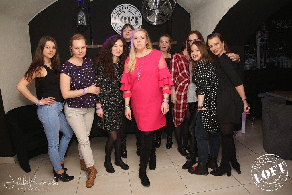 Sobotnia noc w Browar Loft Music & Pub