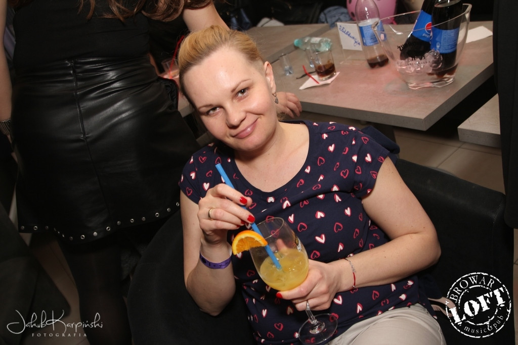 Sobotnia noc w Browar Loft Music & Pub