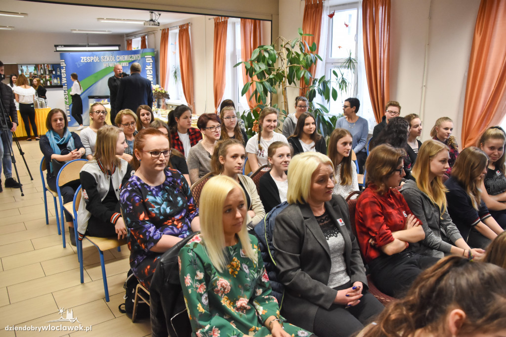 Uczniowie przygotowywali mazurki