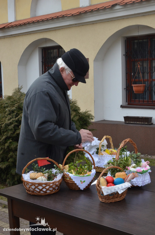 Święcenie pokarmów w parafiach
