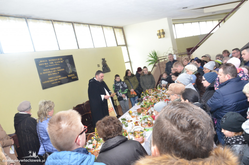 Święcenie pokarmów w parafiach