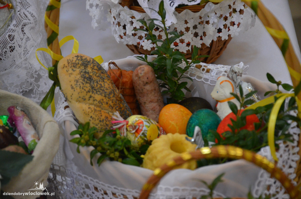 Święcenie pokarmów w parafiach