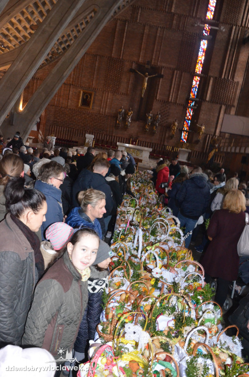 Święcenie pokarmów w parafiach