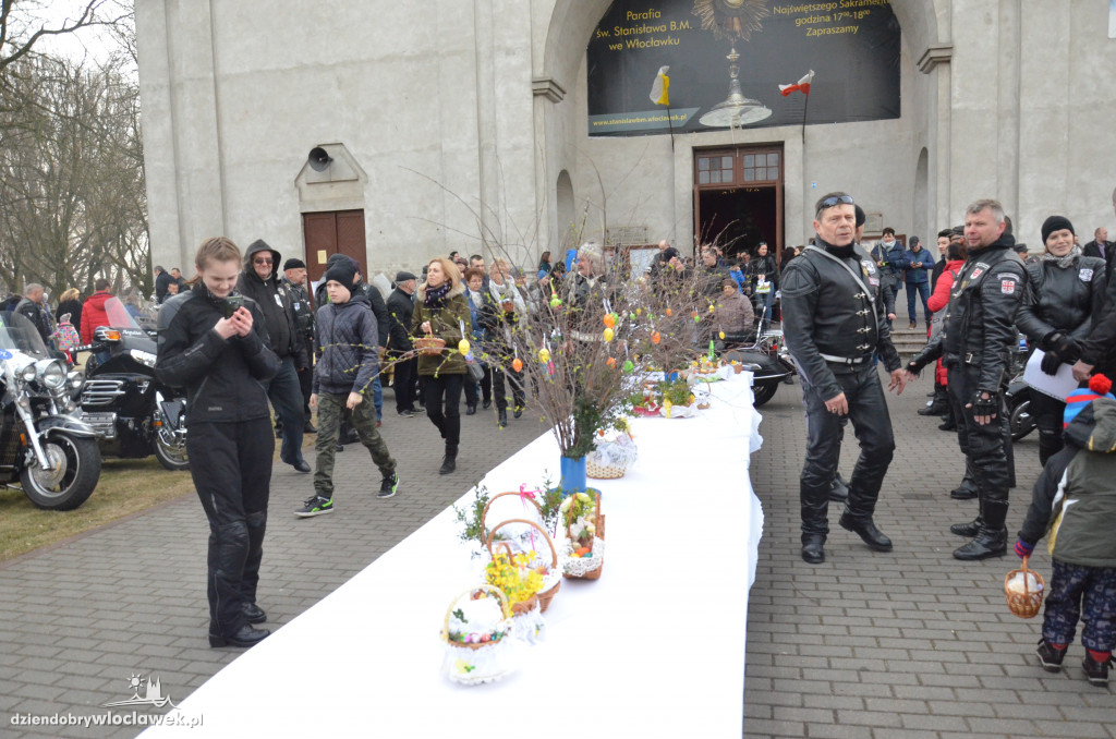 Moto Święconka w parafii św. Stanisława