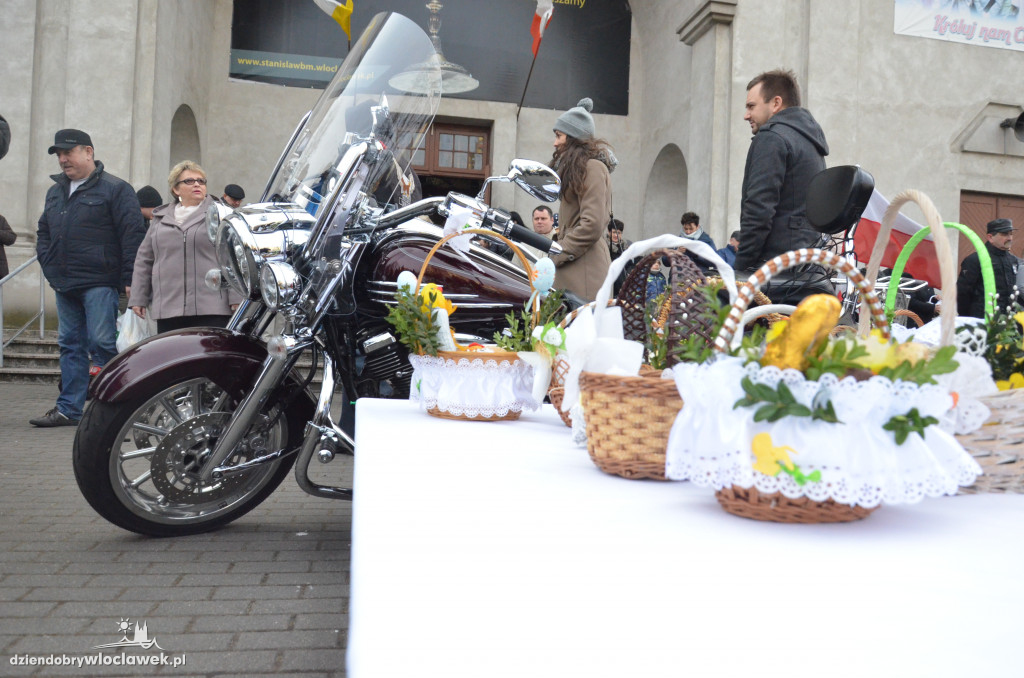Moto Święconka w parafii św. Stanisława
