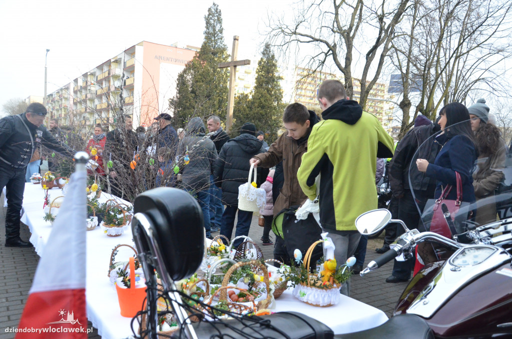 Moto Święconka w parafii św. Stanisława