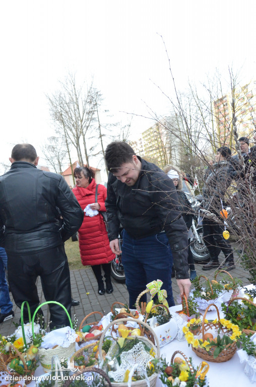 Moto Święconka w parafii św. Stanisława