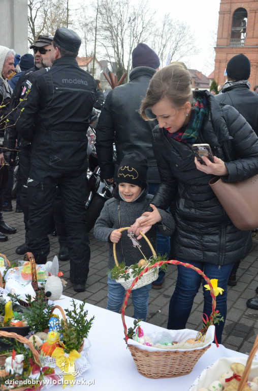 Moto Święconka w parafii św. Stanisława