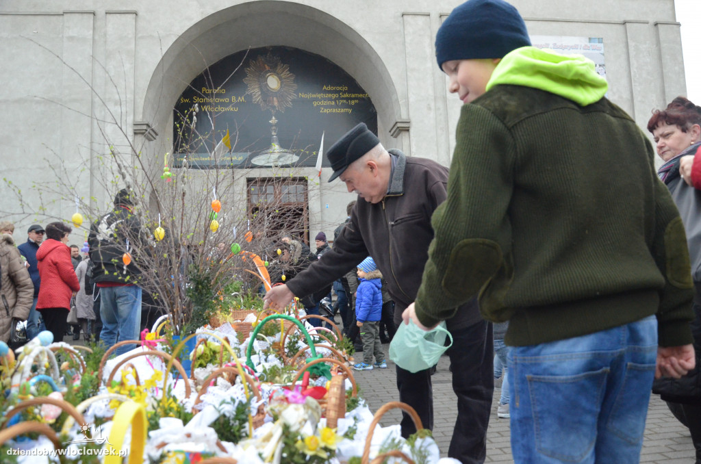 Moto Święconka w parafii św. Stanisława