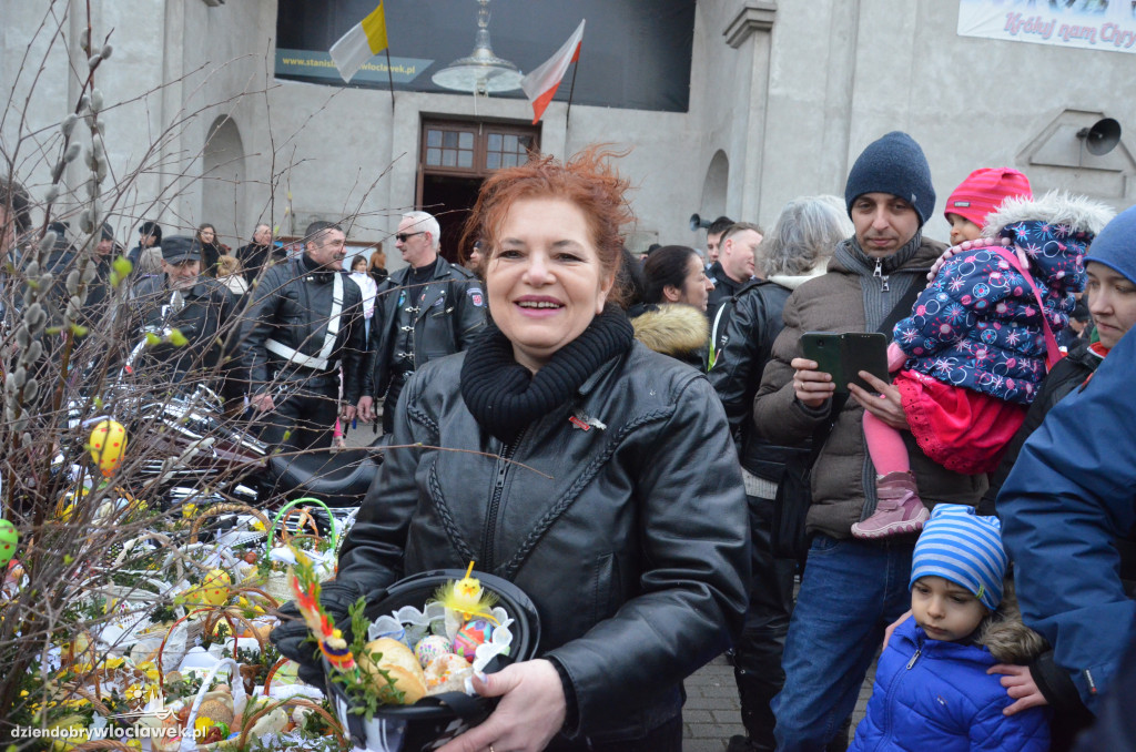 Moto Święconka w parafii św. Stanisława