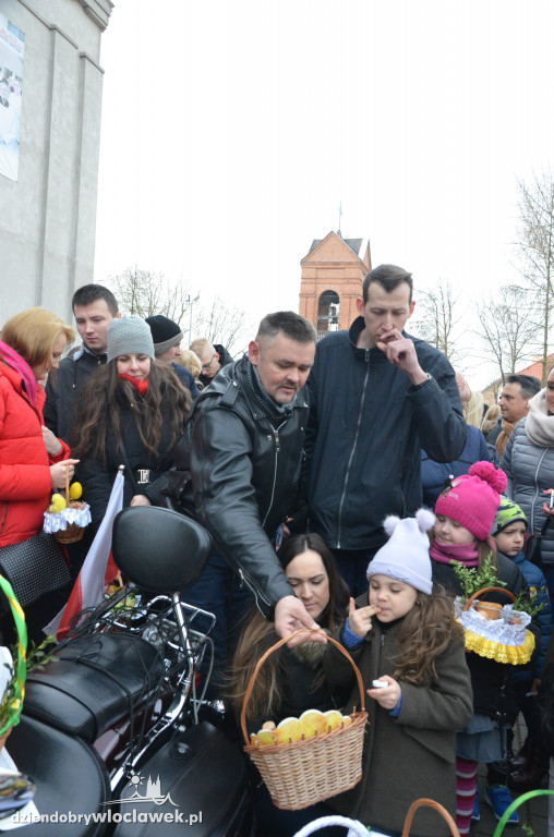 Moto Święconka w parafii św. Stanisława